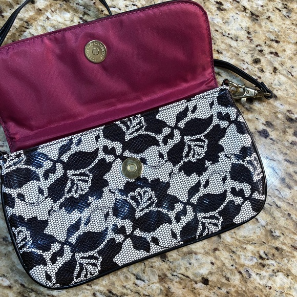 Steve Madden Black White Floral Print Mini Handbag Clutch - Picture 3 of 7
